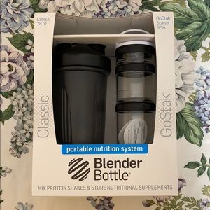 Blender bottle/storage for supplements